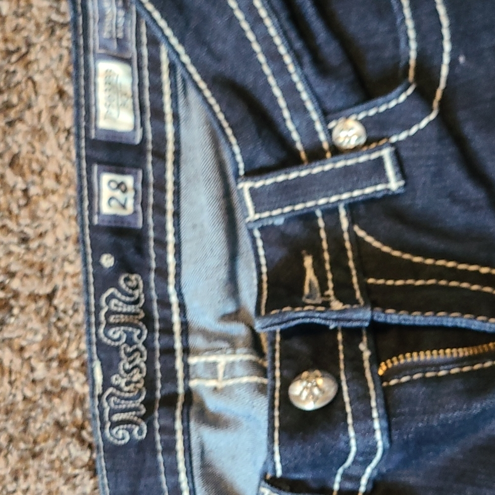 Miss Me Size 28 - Picture 3 of 3